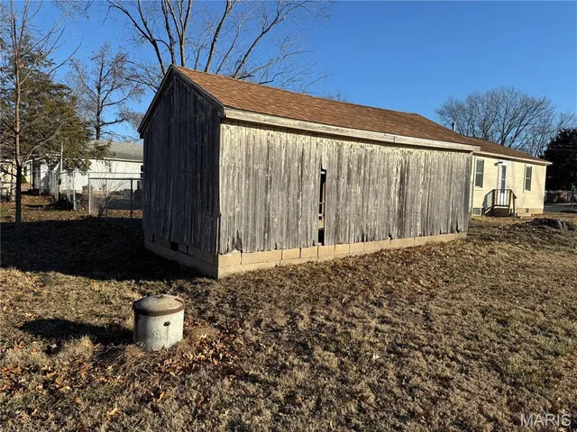 $25,000 | 239 Grand Avenue, Waterloo, IL 62298