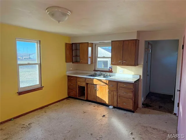 $25,000 | 239 Grand Avenue, Waterloo, IL 62298