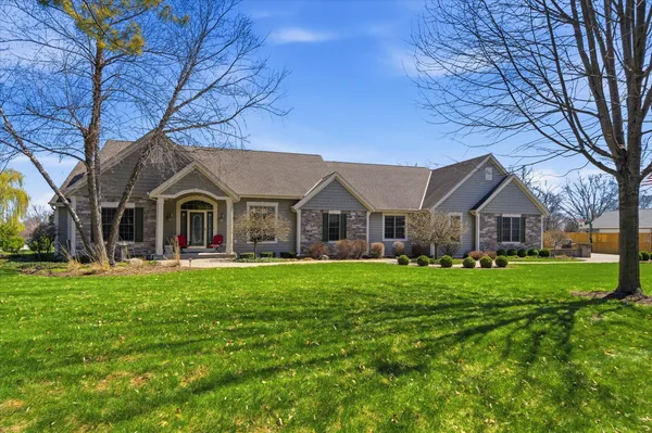 $749,900 | 3313 47th Avenue, Kenosha, WI 53144