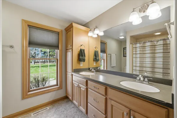 $749,900 | 3313 47th Avenue, Kenosha, WI 53144