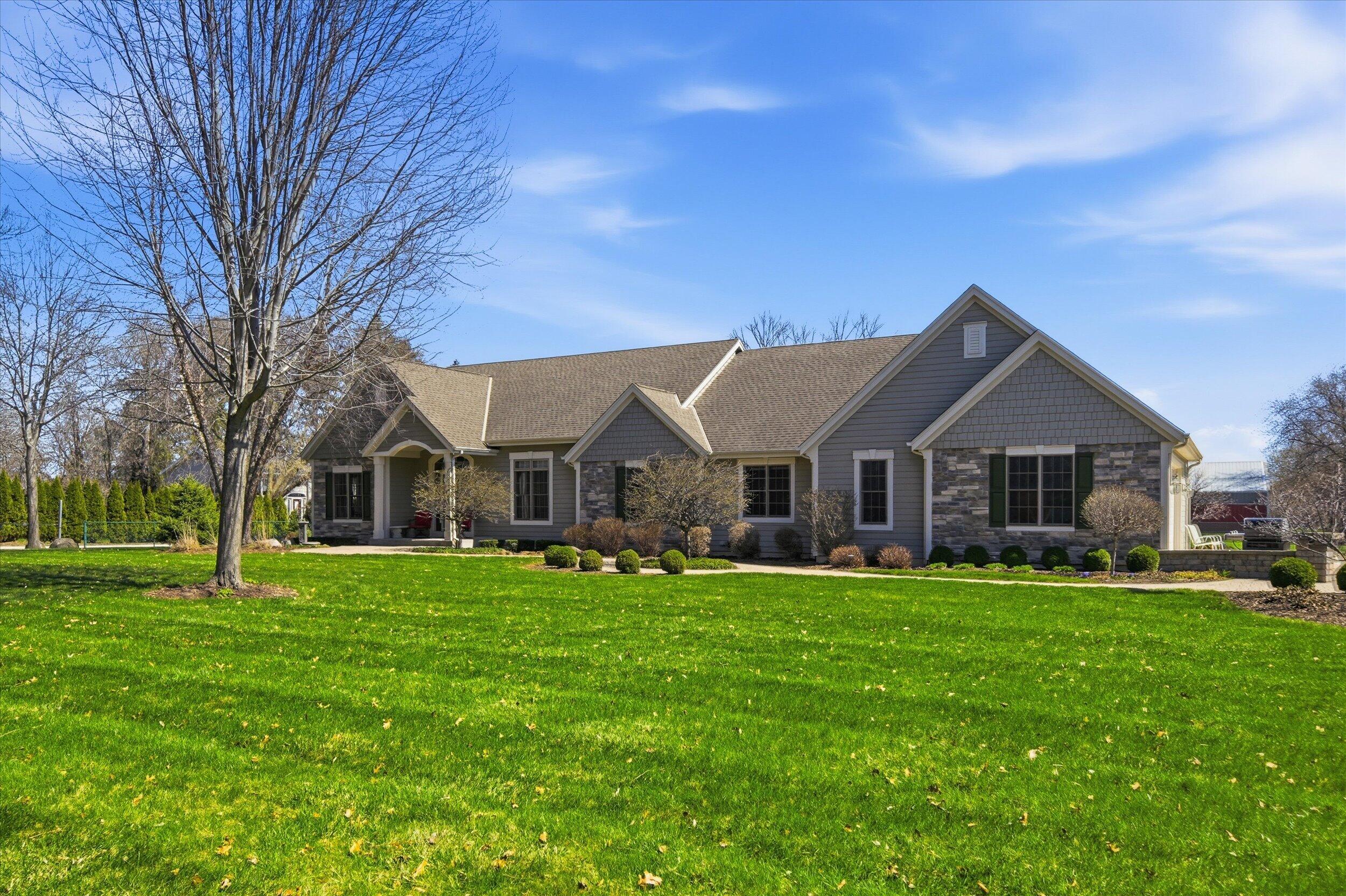 3313 47th Avenue Kenosha, WI 53144 - Photo 41 of 55 Front