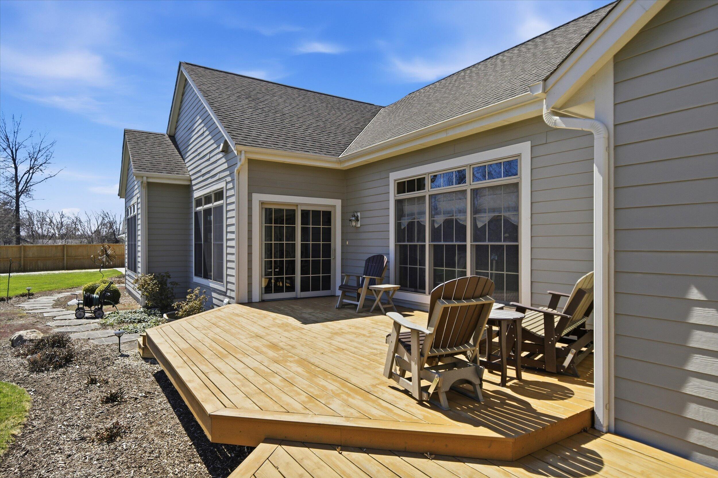 3313 47th Avenue Kenosha, WI 53144 - Photo 45 of 55 Deck