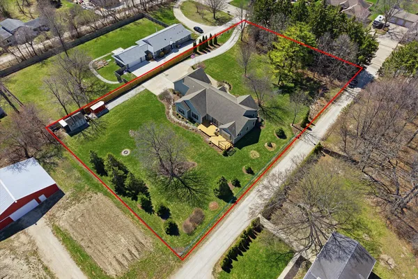 $749,900 | 3313 47th Avenue, Kenosha, WI 53144