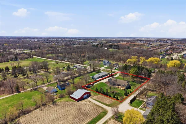 $749,900 | 3313 47th Avenue, Kenosha, WI 53144