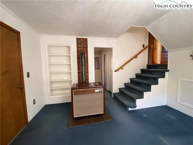 a view of a mountain