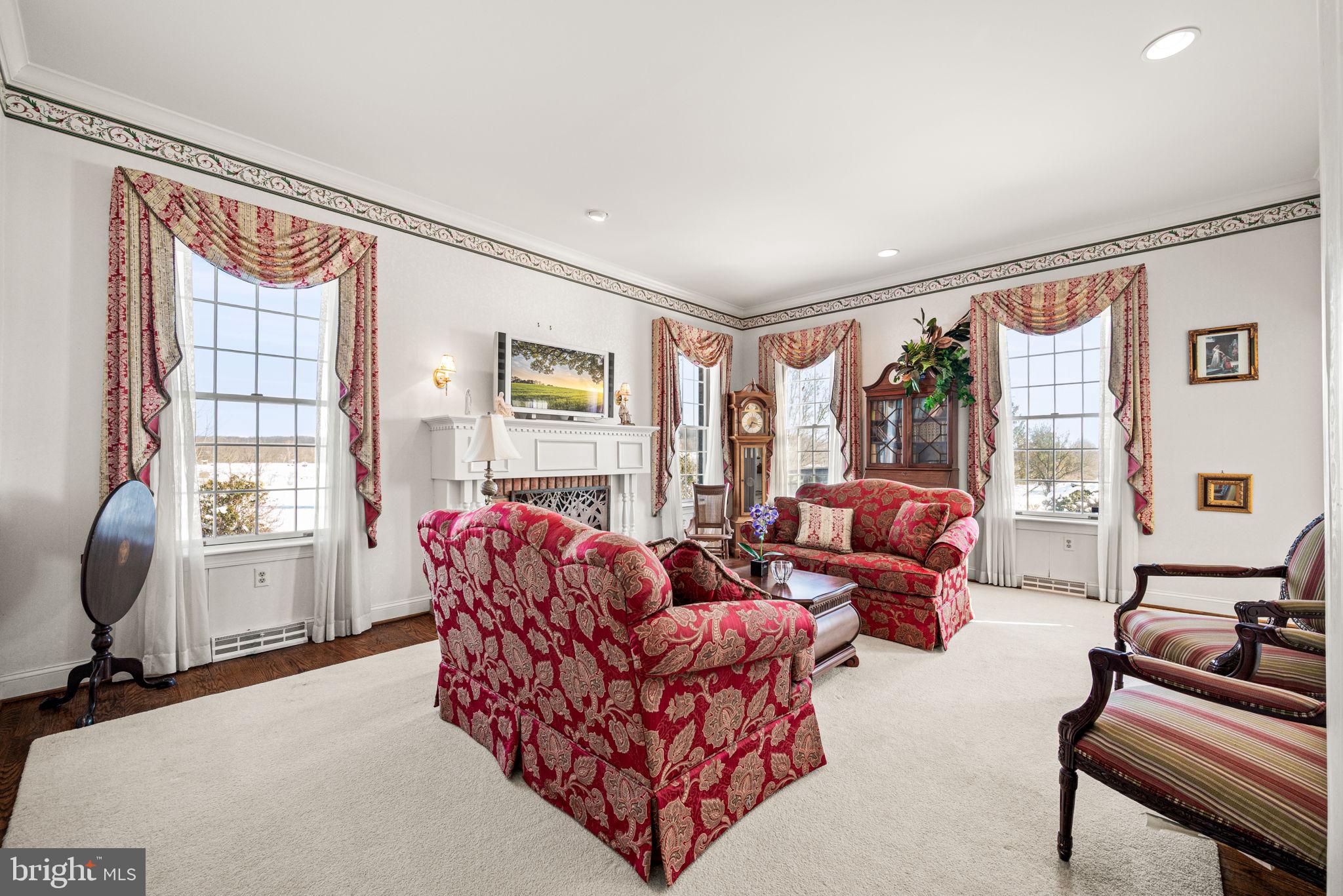220 Sassamansville Road Gilbertsville, PA 19525 - Photo 15 of 34 a living room with furniture and a window