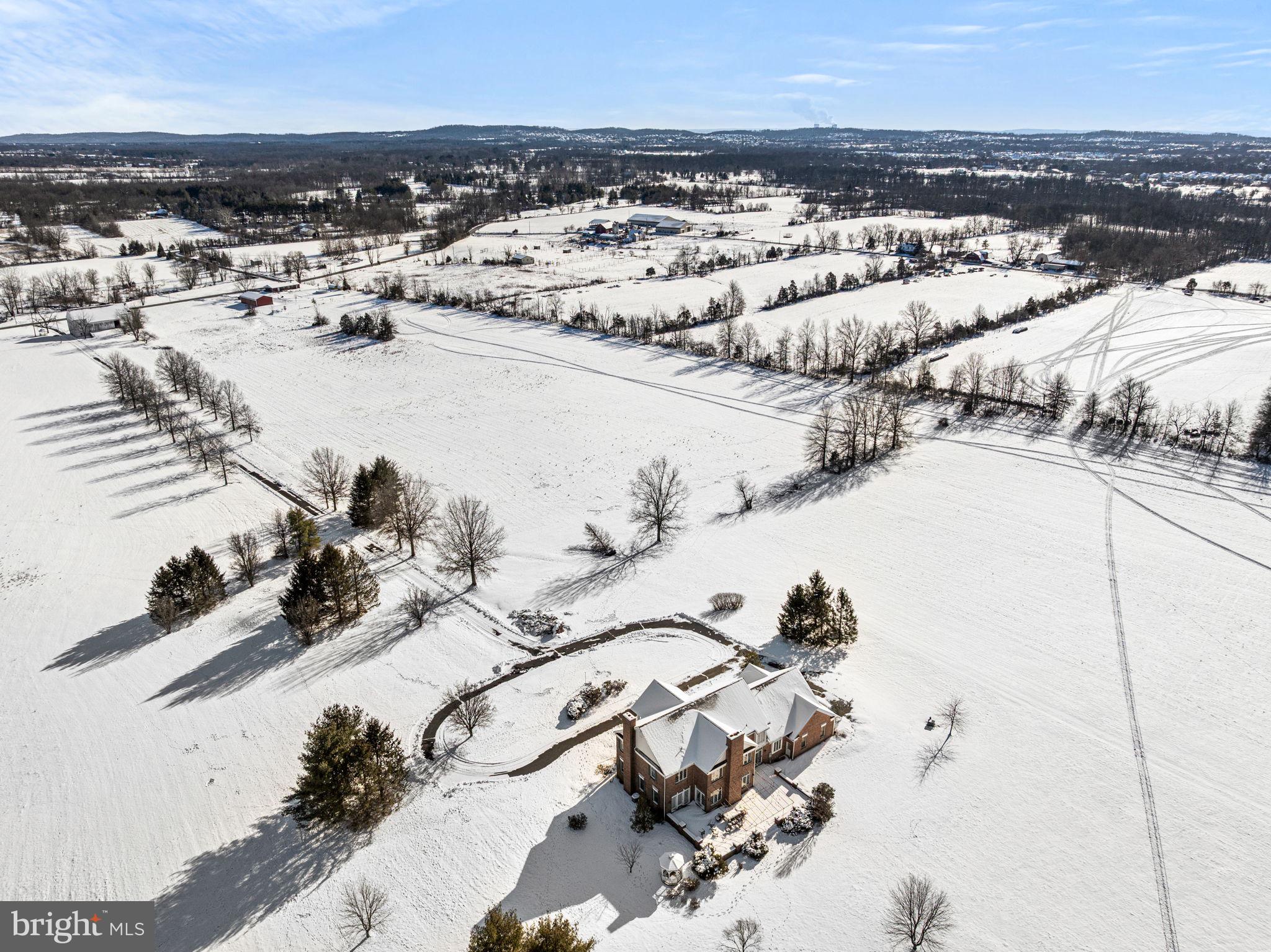 220 Sassamansville Road Gilbertsville, PA 19525 - Photo 31 of 34 a view of a city
