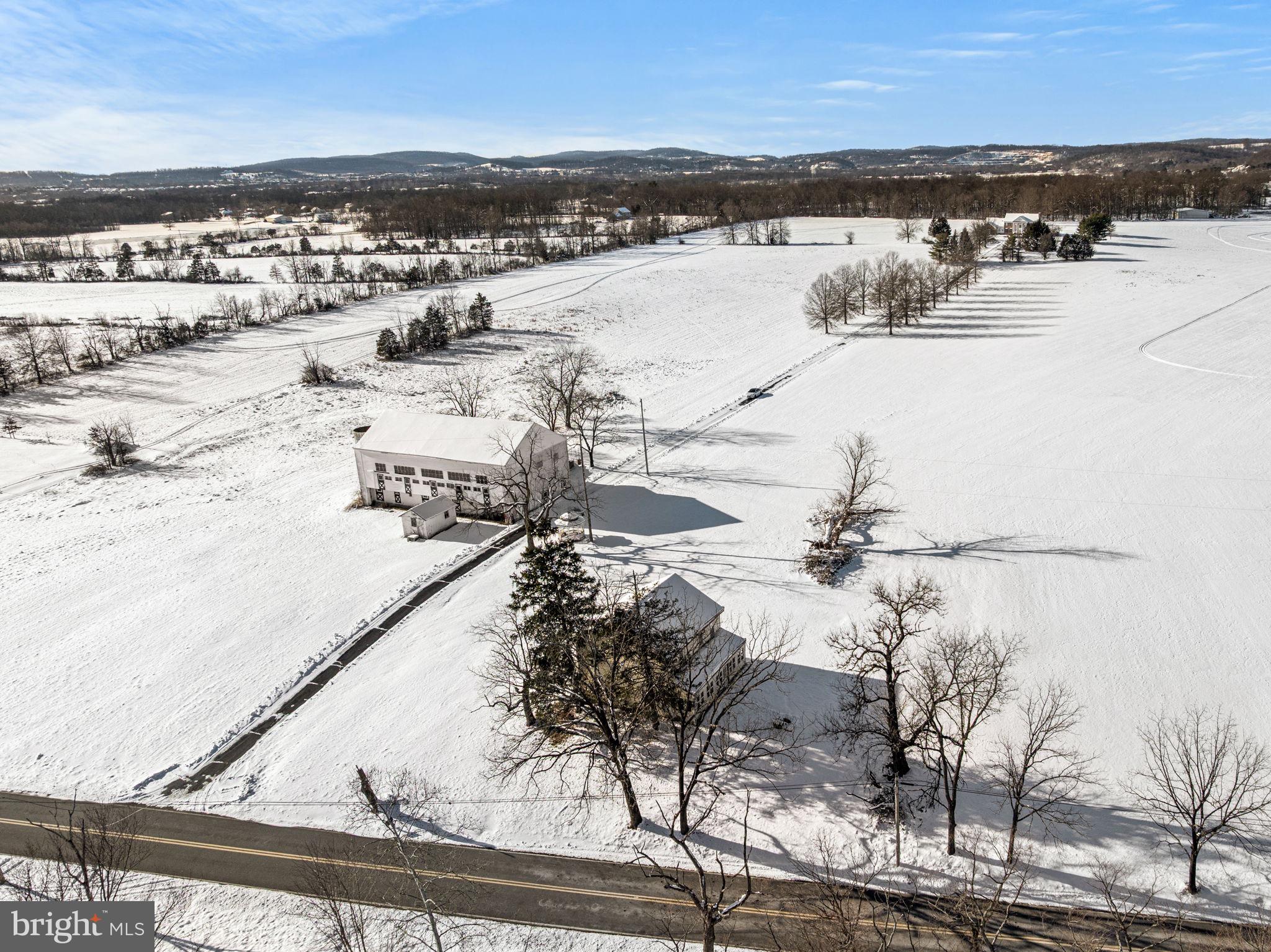 220 Sassamansville Road Gilbertsville, PA 19525 - Photo 5 of 34 a view of ocean view