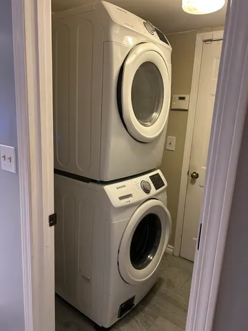 $420,000 | 194 North Clare Court, Wood Dale, IL 60191