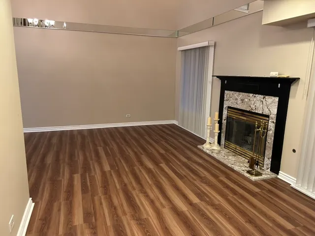 $420,000 | 194 North Clare Court, Wood Dale, IL 60191