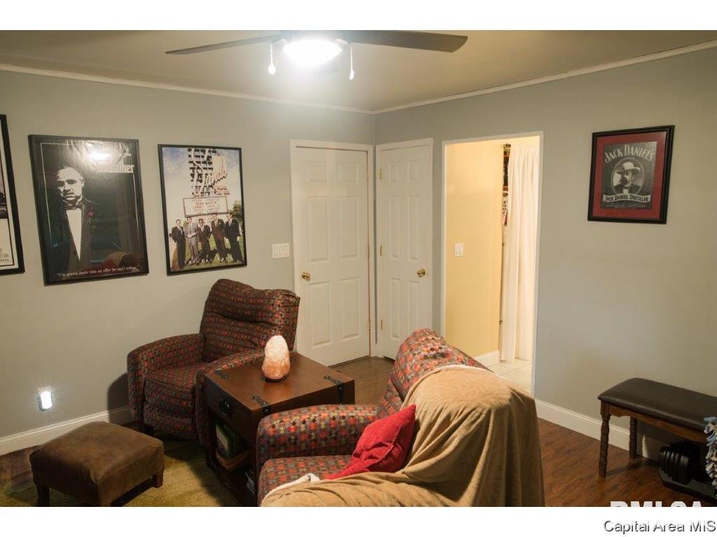 337 N Park Rochester, IL 62563 - Photo 14 of 31
