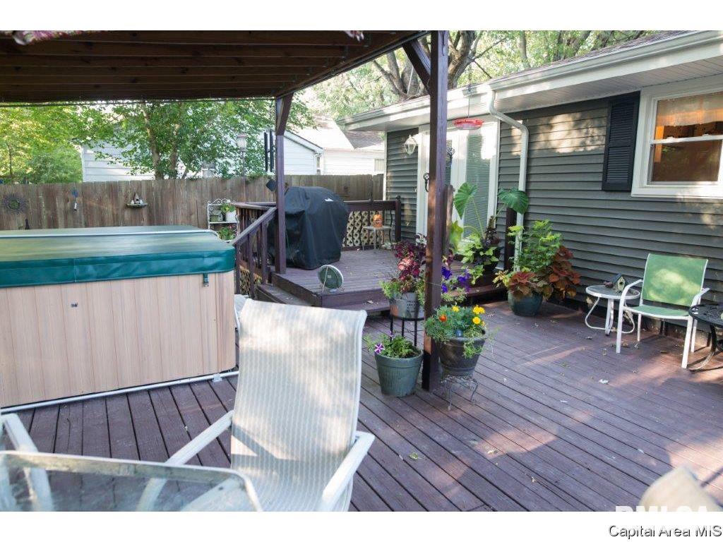 337 N Park Rochester, IL 62563 - Photo 25 of 31