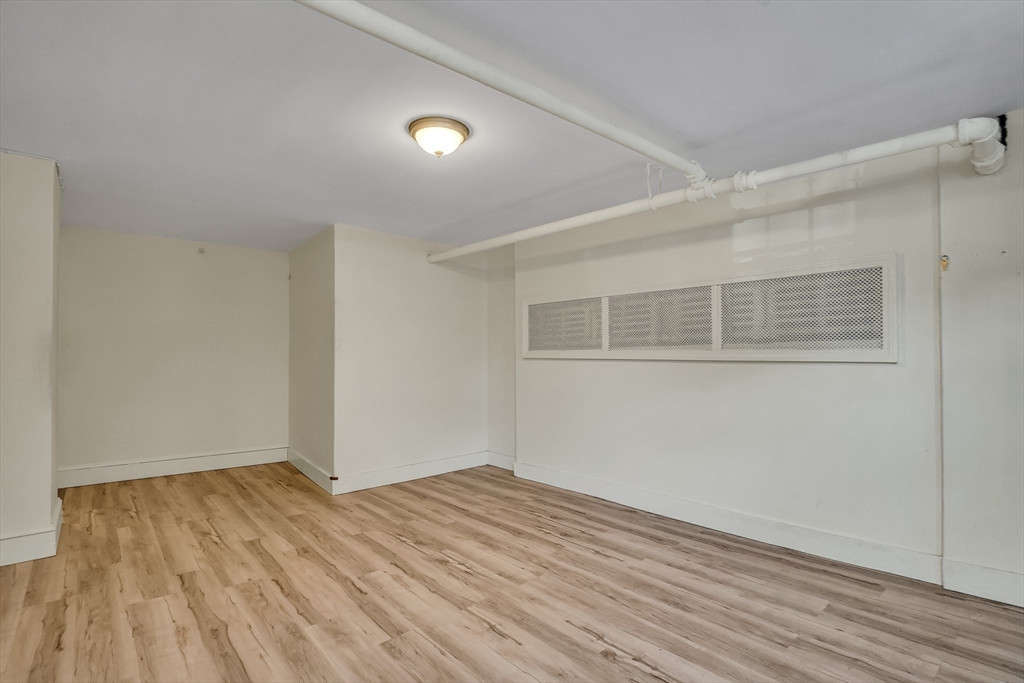 98 St Paul Street, Unit A1 Brookline, MA 02446 - Photo 18 of 35