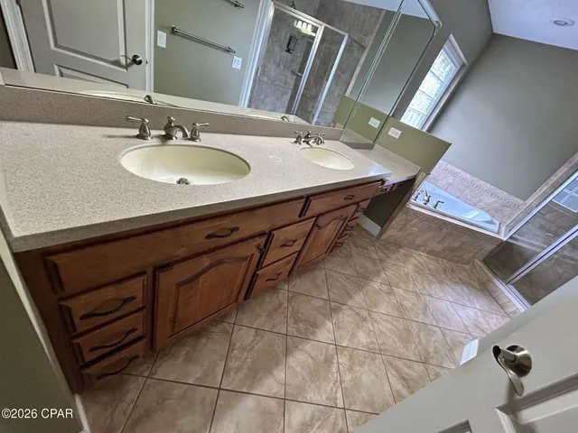 $2,450 | 105 Lakeview Terrace, Lynn Haven, FL 32444