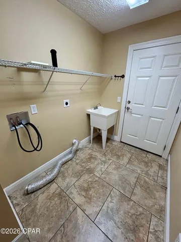 $2,450 | 105 Lakeview Terrace, Lynn Haven, FL 32444