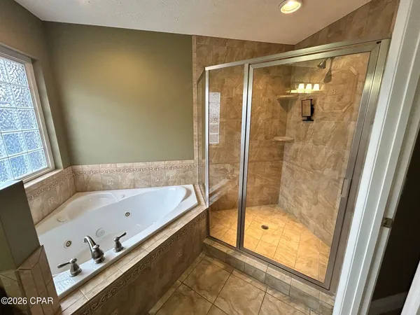 $2,450 | 105 Lakeview Terrace, Lynn Haven, FL 32444