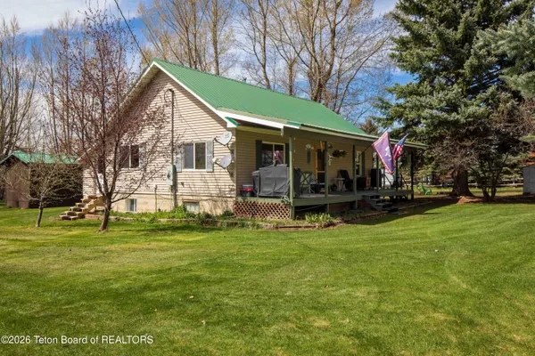 $585,000 | 4534 Turnerville Road, Bedford, WY 83112