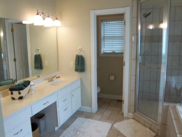 $825,000 | 3718 Silvercreek Court, Bloomington, IN 47401