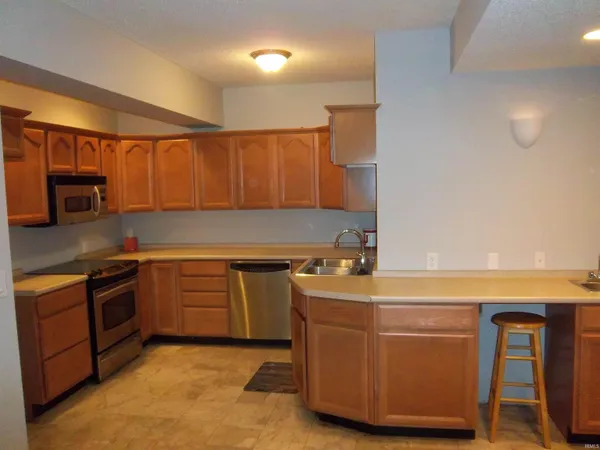 $825,000 | 3718 Silvercreek Court, Bloomington, IN 47401