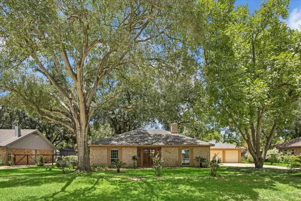 $320,000 | 2819 Patna Drive, Katy, TX 77493