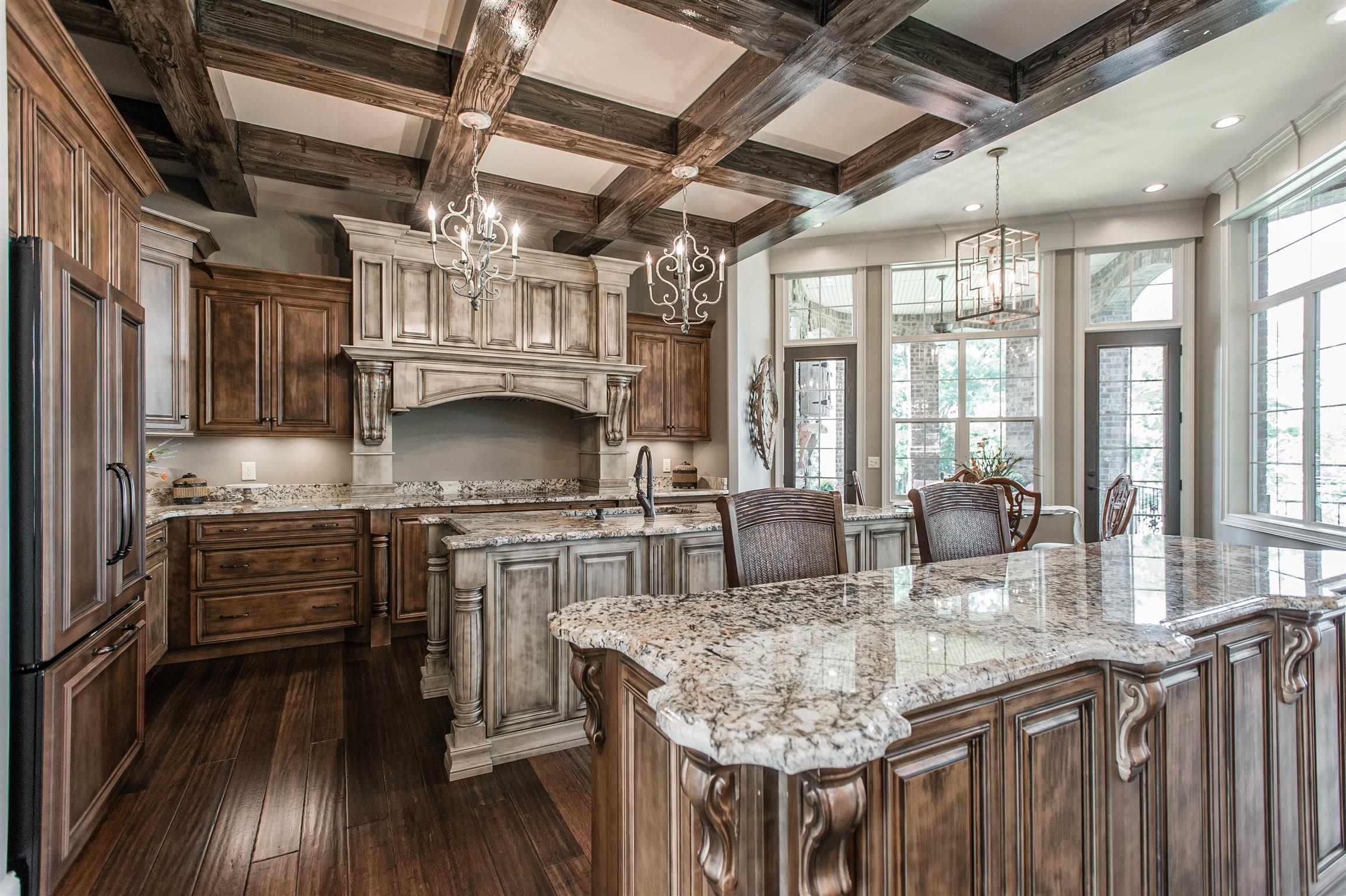 148 Cherokee Road Hendersonville, TN 37075 - Photo 12 of 30 a kitchen with granite countertop lots of counter top space