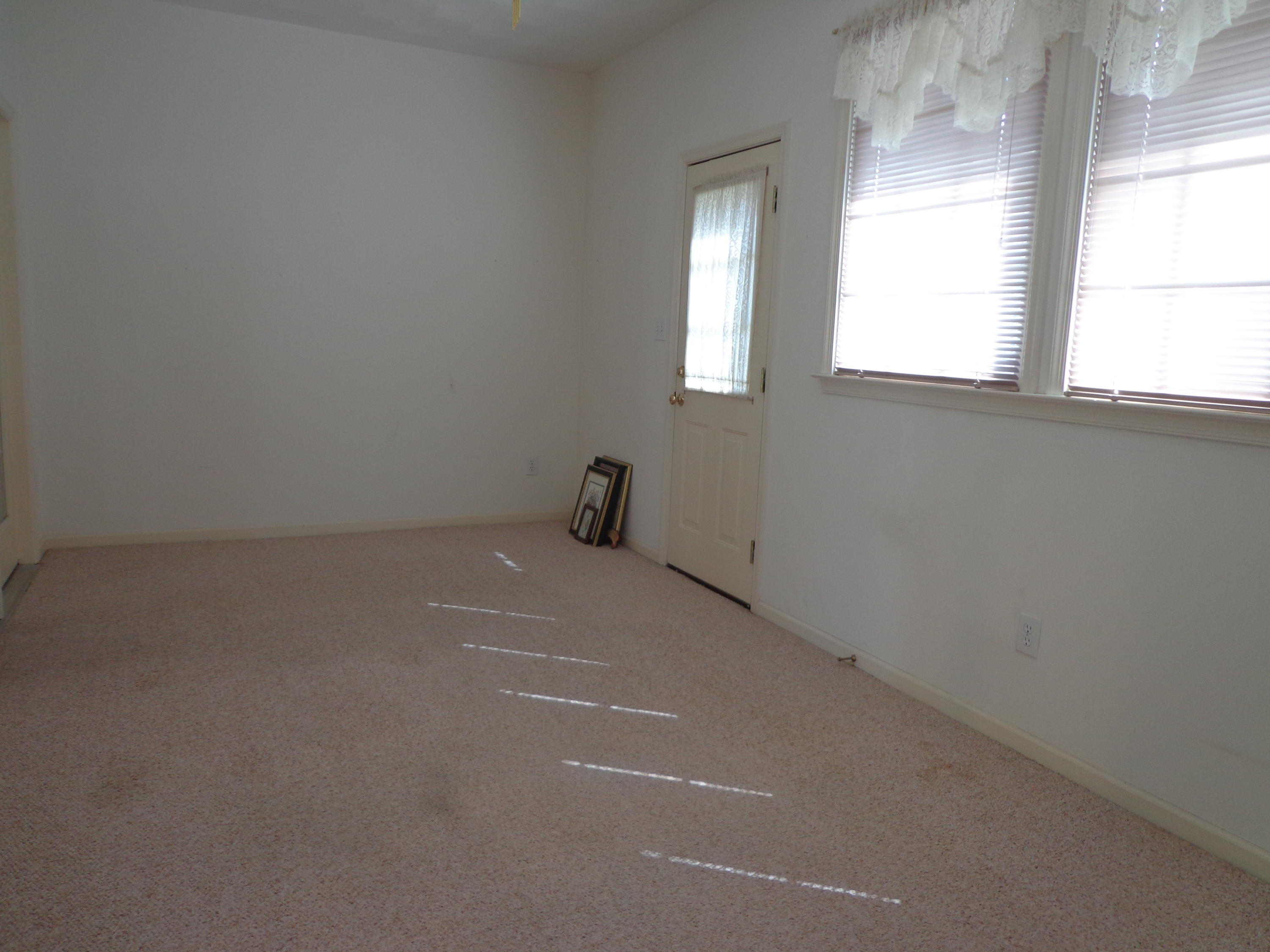 531 Deer Ridge Lane Vinton, VA 24179 - Photo 11 of 24 DSC06655