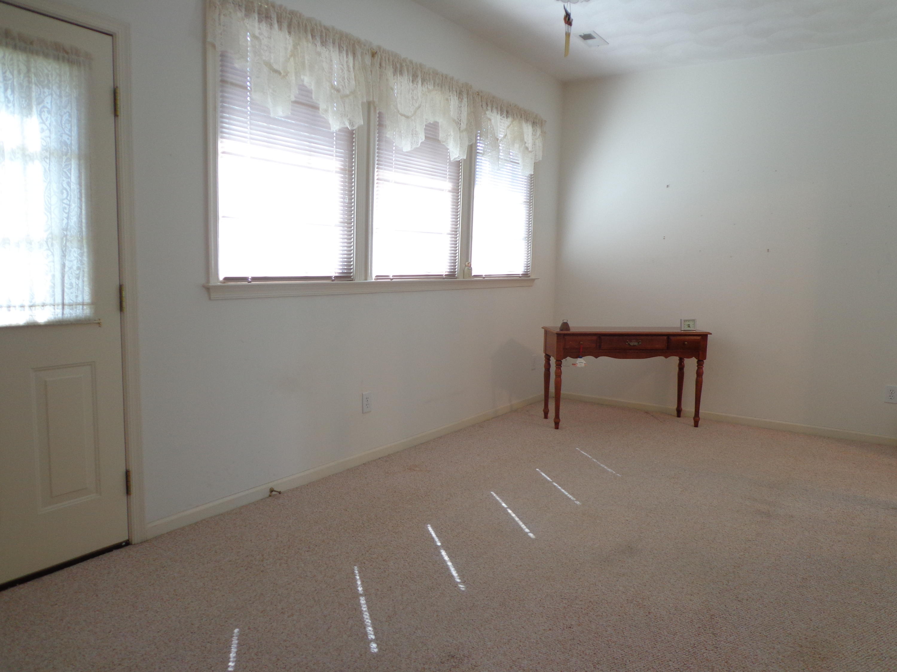 531 Deer Ridge Lane Vinton, VA 24179 - Photo 12 of 24 DSC06656