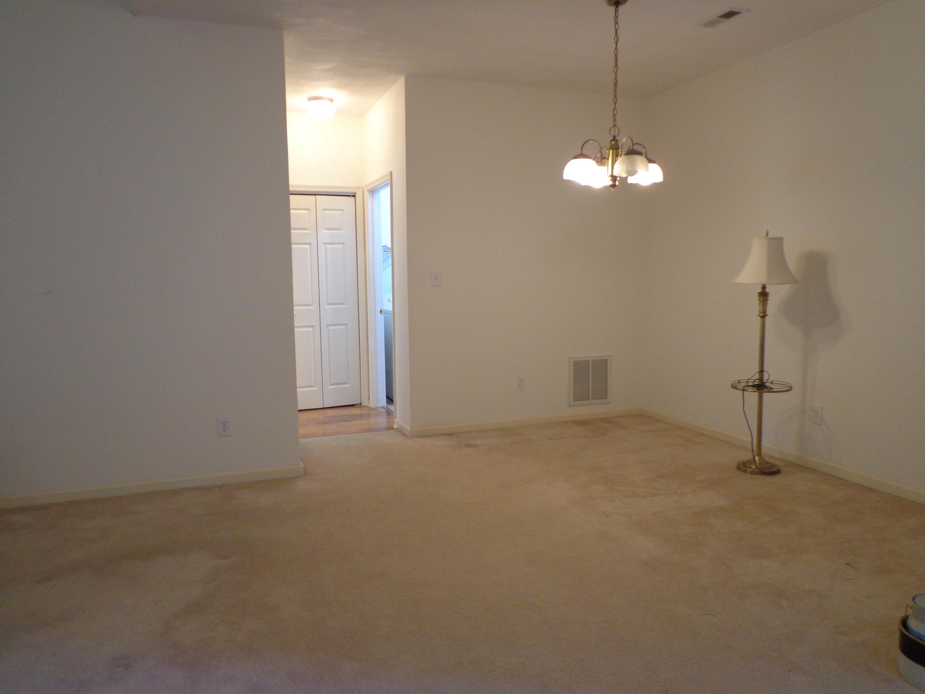 531 Deer Ridge Lane Vinton, VA 24179 - Photo 4 of 24 DSC06646
