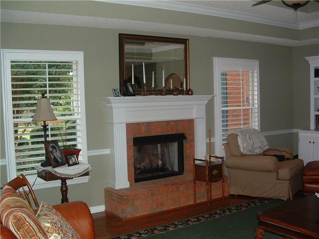 2212 Red Mile Road Murfreesboro, TN 37127 - Photo 2 of 20 A warm & inviting Great Room with triple-treyed ceiling, hardwood and ventless logs in the fireplace.