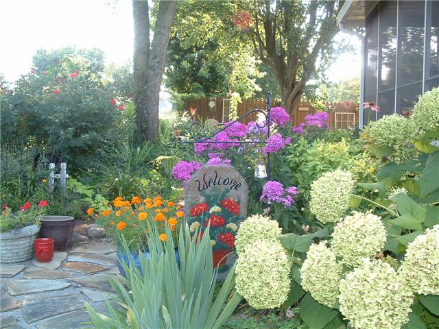 2212 Red Mile Road Murfreesboro, TN 37127 - Photo 16 of 20 This says it all! Welcome to the back yard paradise. So much to see!
