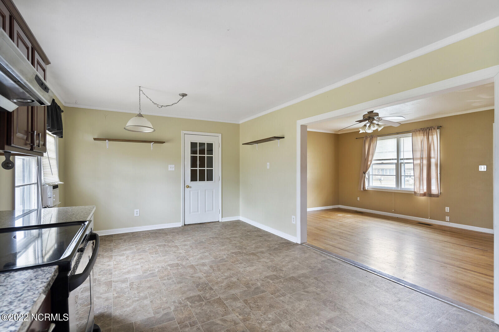 207 Fire Tower Road Richlands, NC 28574 - Photo 11 of 34 11_DSC04699_mls