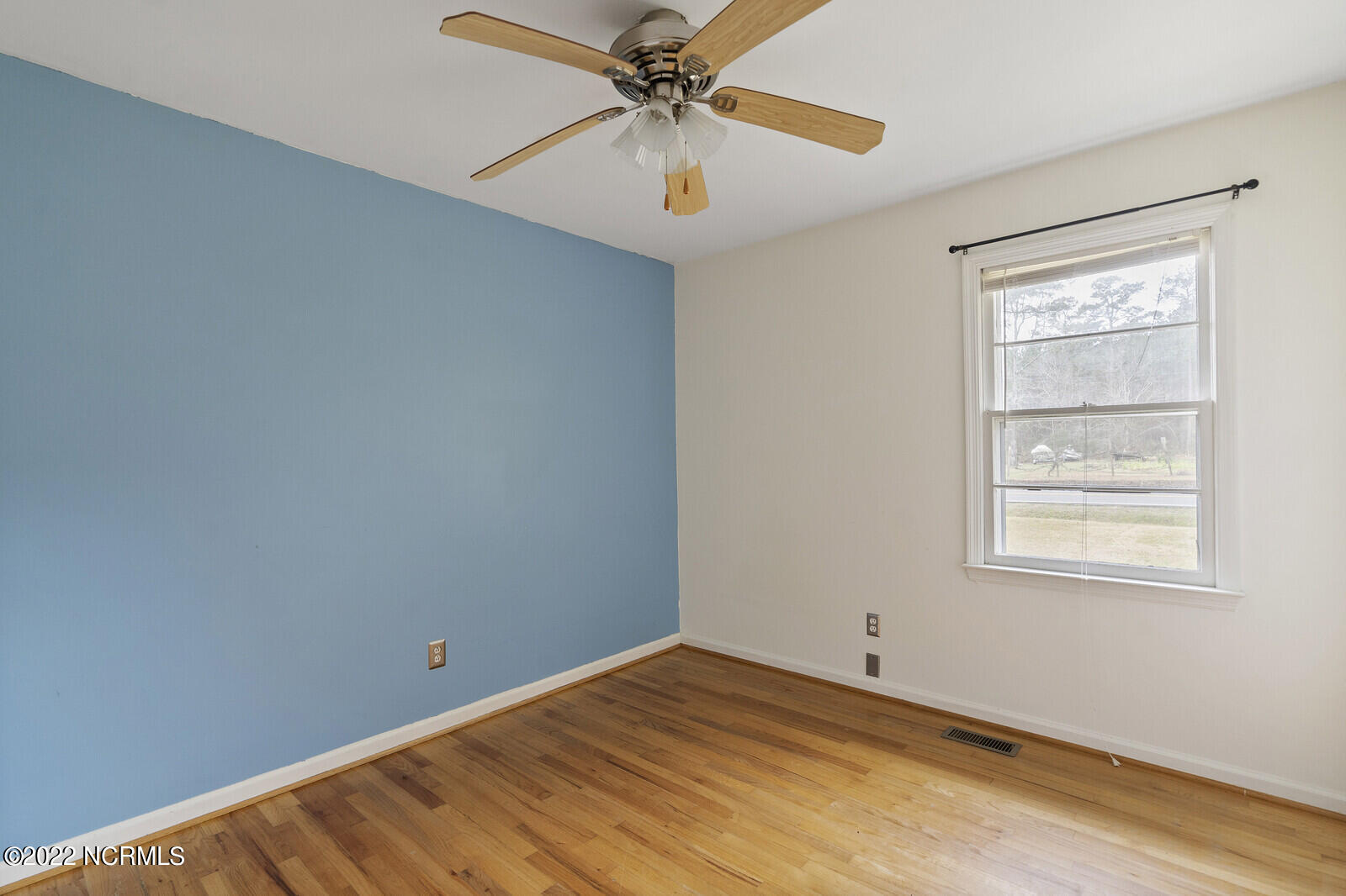 207 Fire Tower Road Richlands, NC 28574 - Photo 18 of 34 18_DSC04784_mls