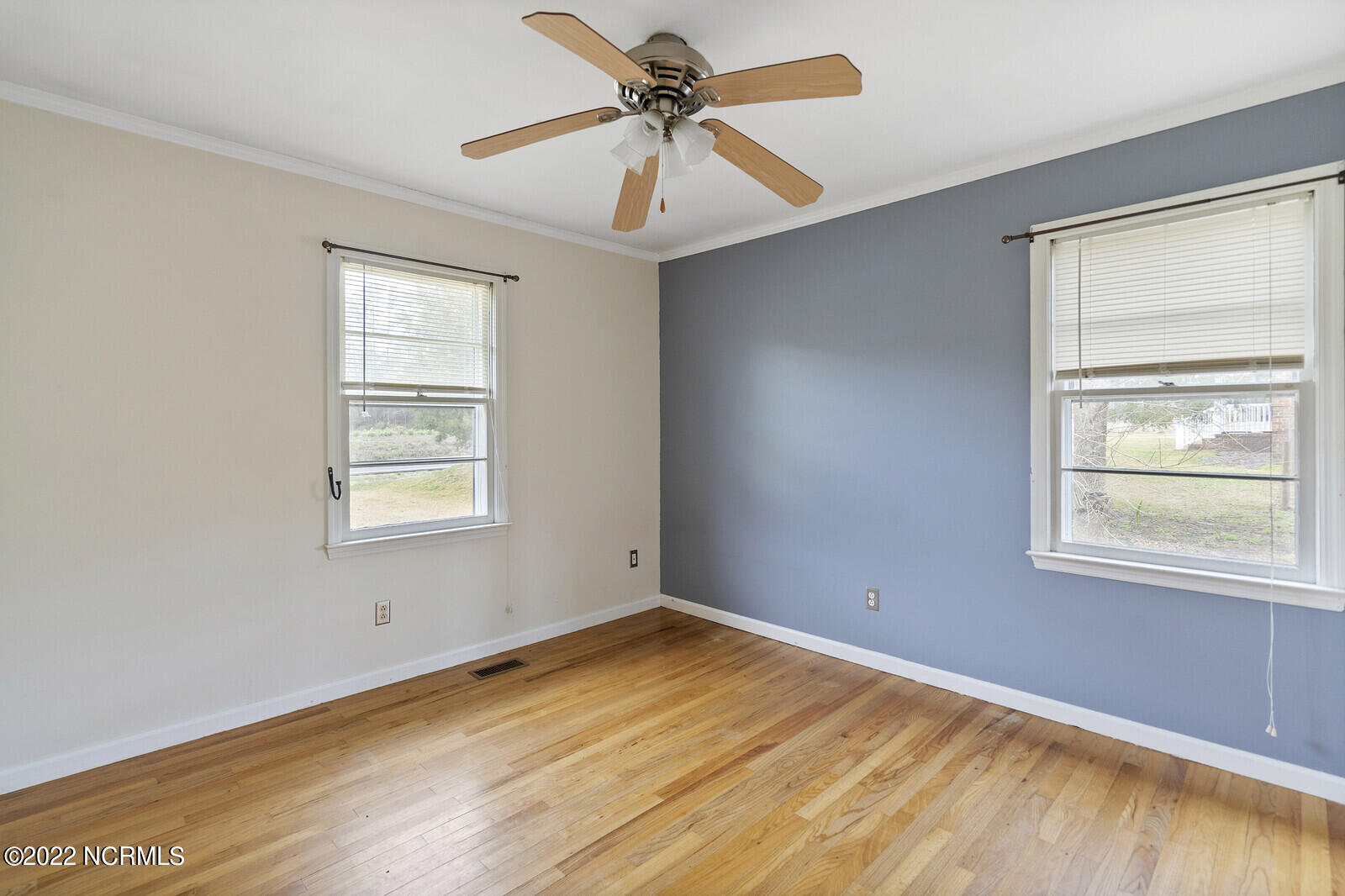 207 Fire Tower Road Richlands, NC 28574 - Photo 20 of 34 20_DSC04789_mls