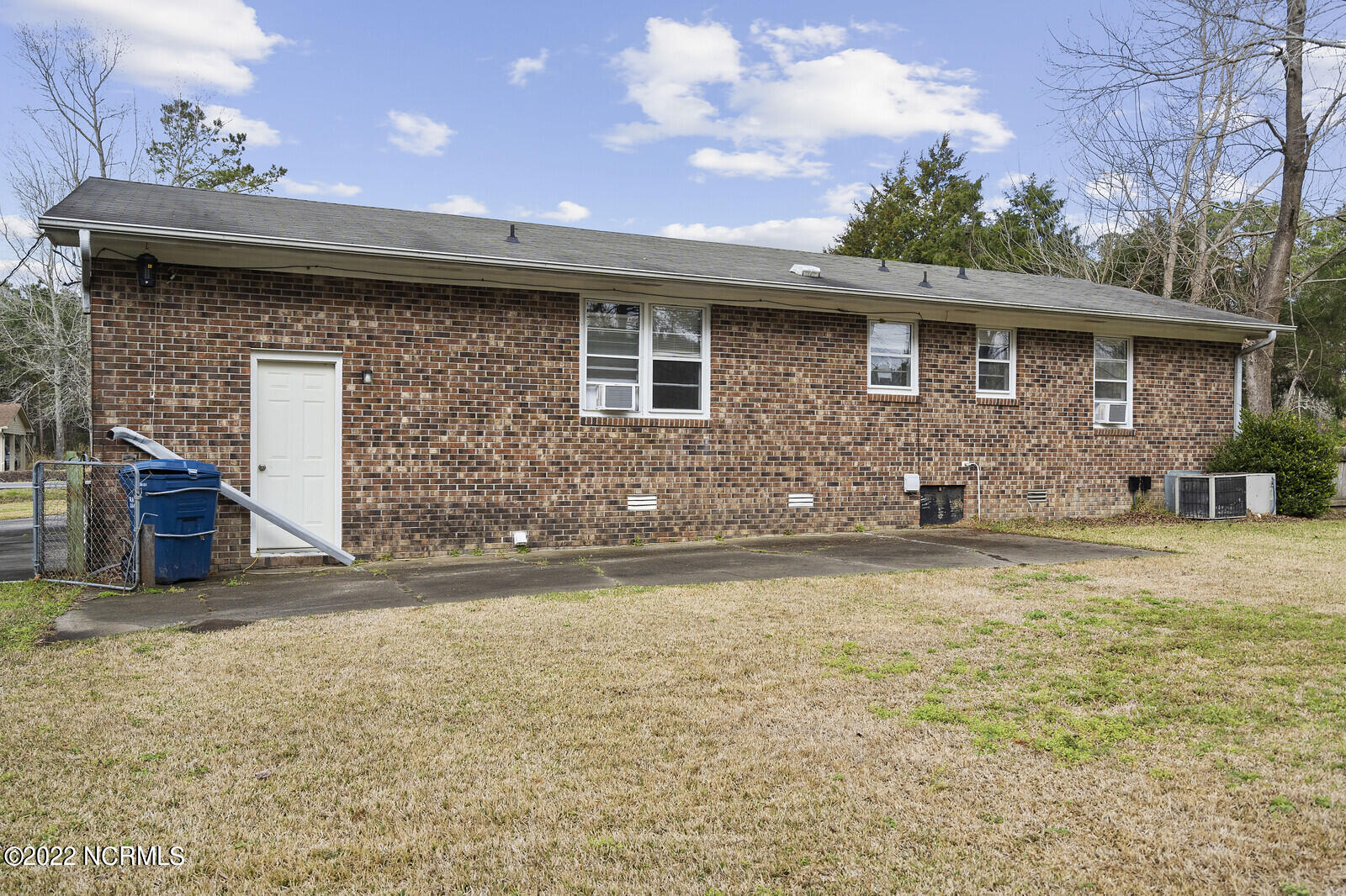 207 Fire Tower Road Richlands, NC 28574 - Photo 27 of 34 27_DSC04882_mls