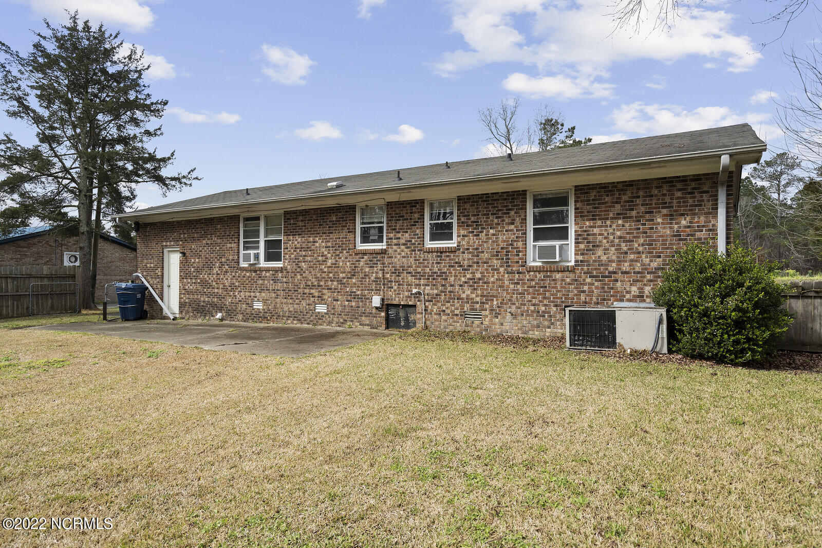 207 Fire Tower Road Richlands, NC 28574 - Photo 28 of 34 28_DSC04868_mls