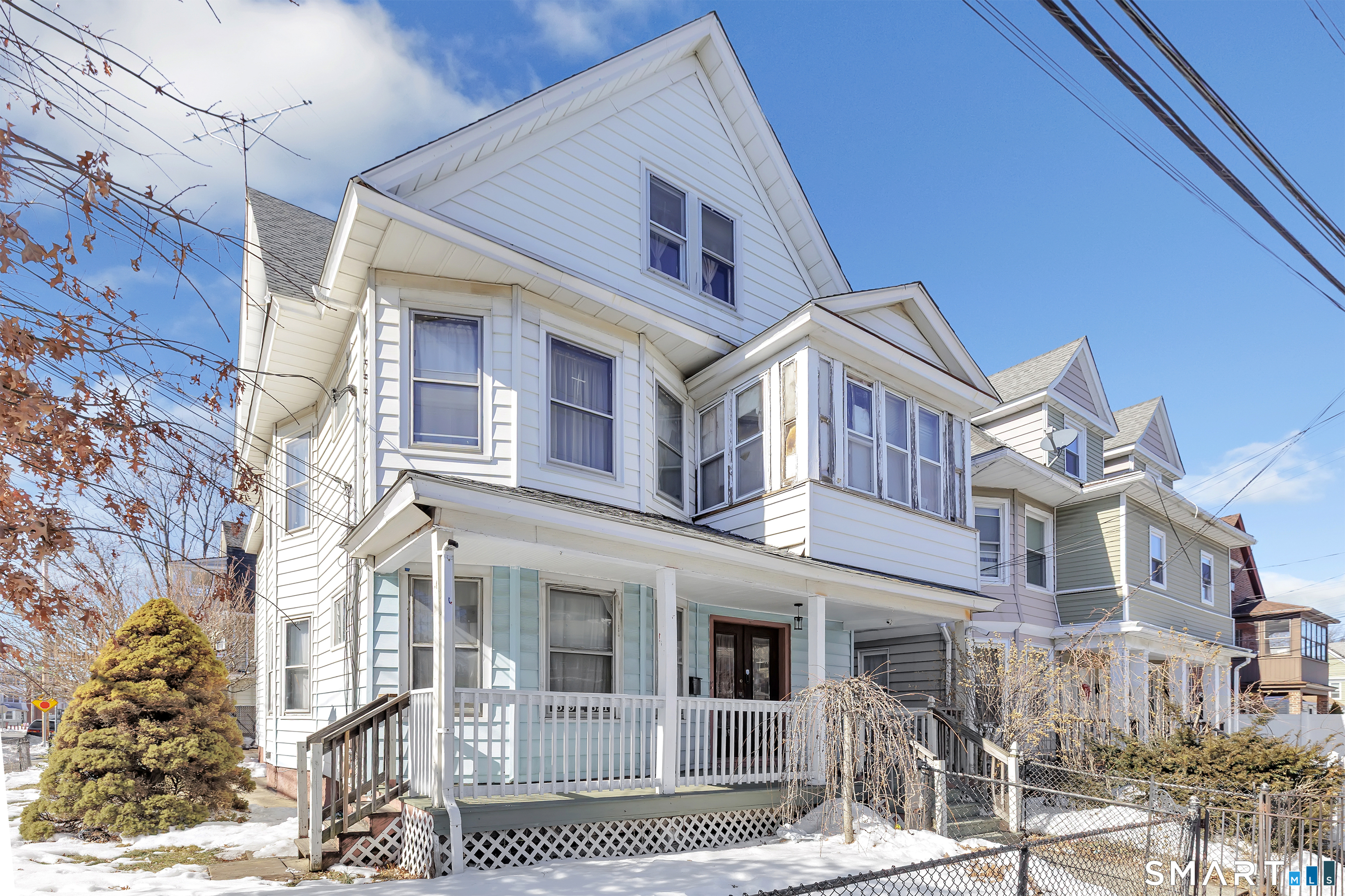 619 Brooks Street Bridgeport, CT 06608 - Photo 2 of 22