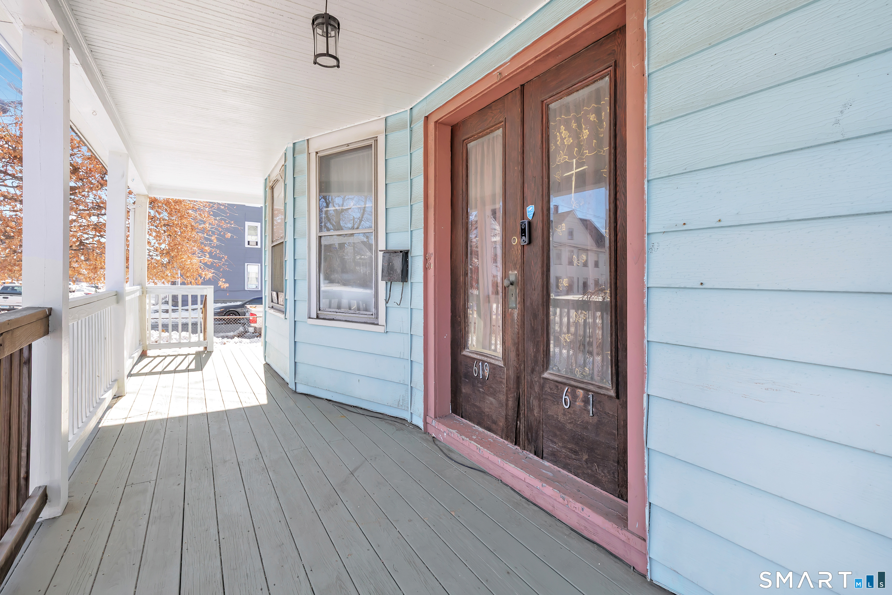 619 Brooks Street Bridgeport, CT 06608 - Photo 4 of 22