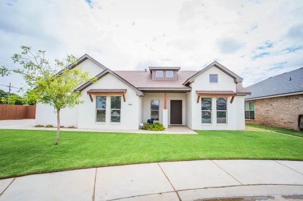 $369,900 | 9801 Virginia Avenue, Lubbock, TX 79424