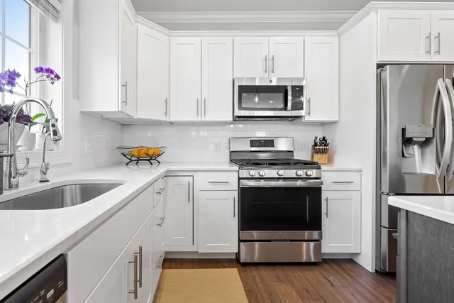 $647,000 | 843 Ledgewood Way, Unit 843, Clinton, MA 01510