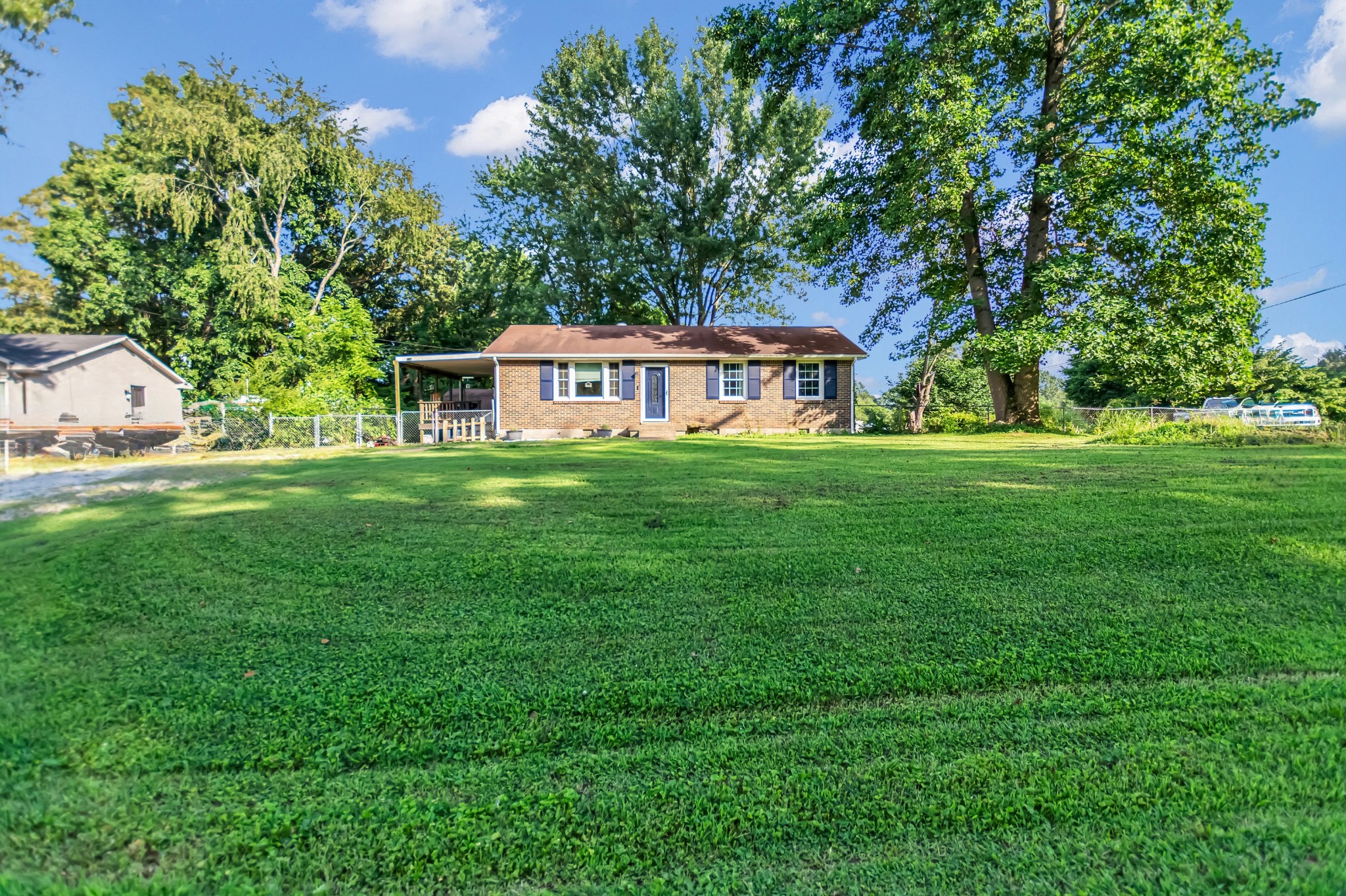 800 Pollard Road Clarksville, TN 37042 - Photo 1 of 22 Gallery Image 1