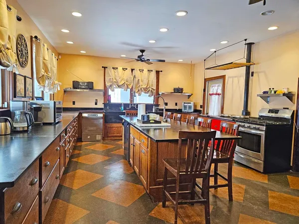 $925,000 | 527 Main Street, Enosburg Falls, VT 05450