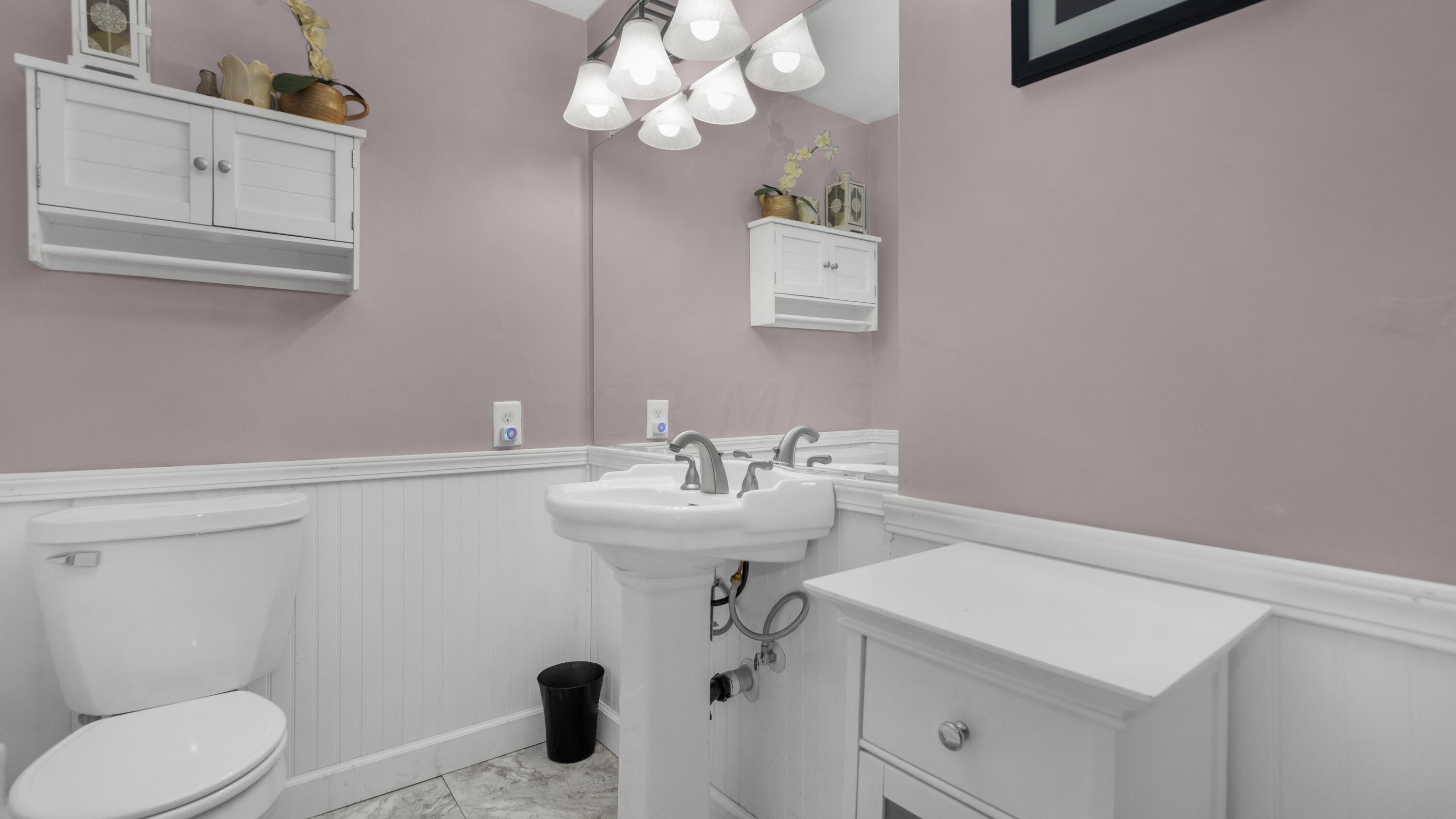 4251 Troy Road Delaware, OH 43015 - Photo 15 of 34 Half Bath