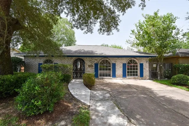 $210,000 | 11719 Murr Way, Houston, TX 77048