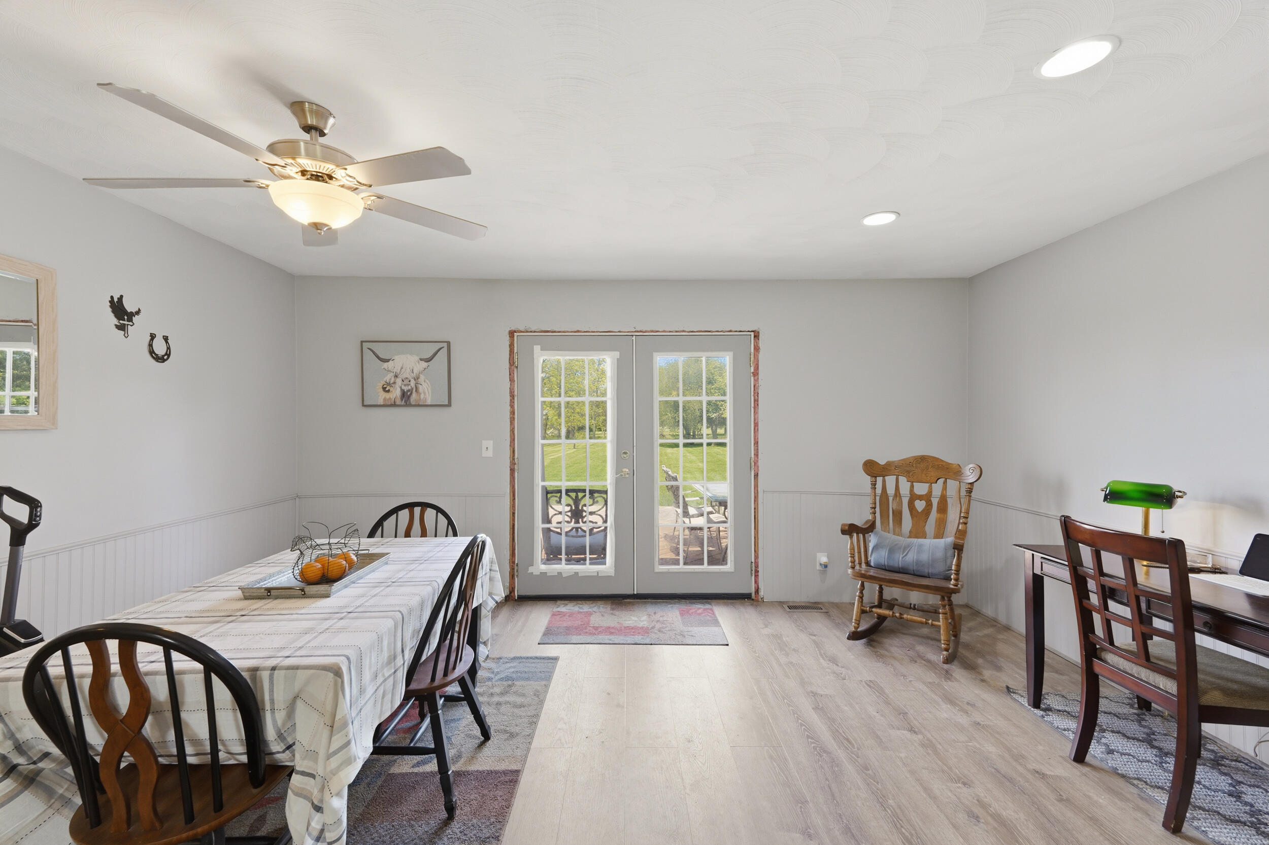 5430 Cook Road Swartz Creek, MI 48473 - Photo 13 of 39 Cook Rd Dining 2