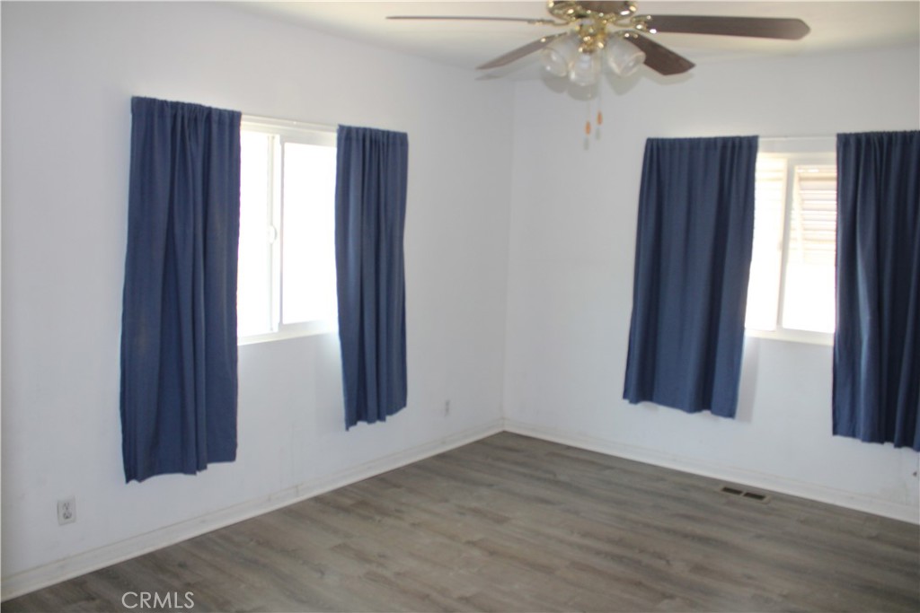1010 Terrace Road, Unit 185 San Bernardino, CA 92410 - Photo 13 of 18