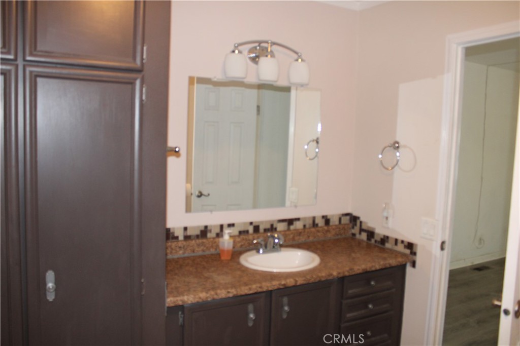 1010 Terrace Road, Unit 185 San Bernardino, CA 92410 - Photo 9 of 18