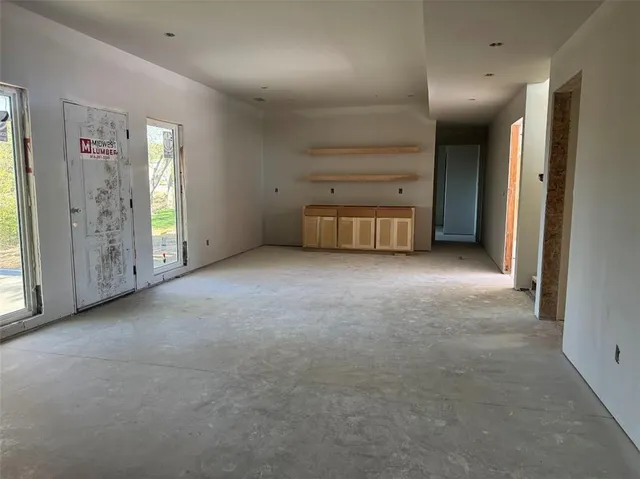 $482,000 | 1336 North Holland Drive, Independence, MO 64056