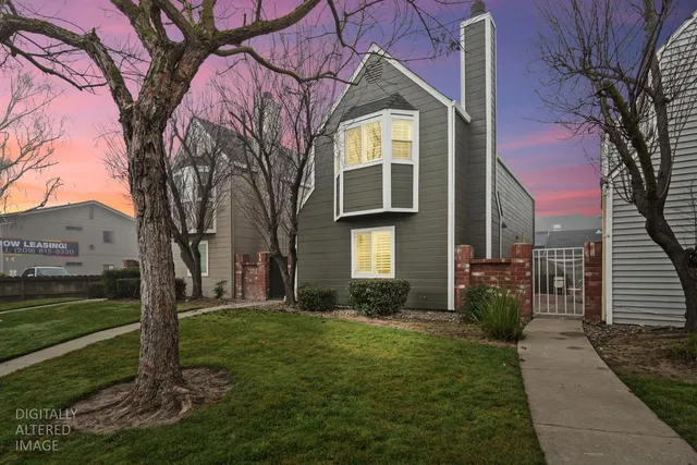 $405,000 | 412 Golf Circle, Unit E, Manteca, CA 95337