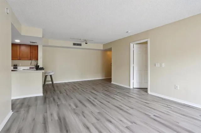 $275,000 | 5051 Wiles Road, Unit 201, Coconut Creek, FL 33073