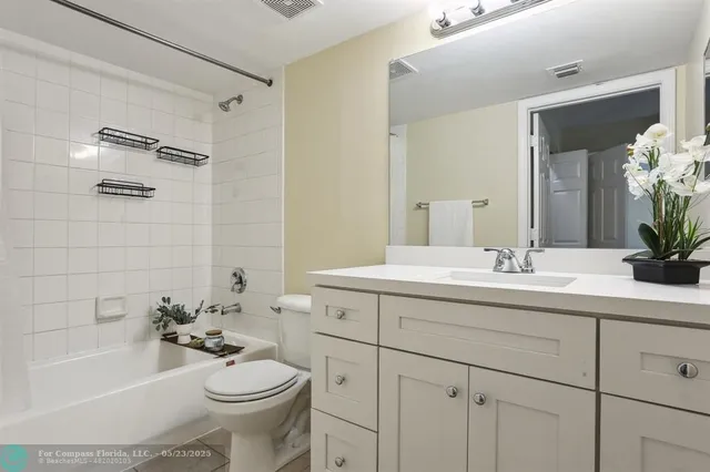 $275,000 | 5051 Wiles Road, Unit 201, Coconut Creek, FL 33073